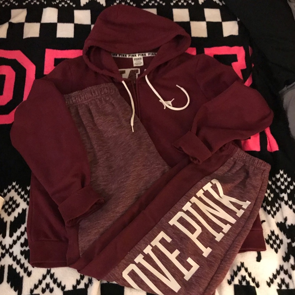 🚫SOLD🚫VS Pink Set